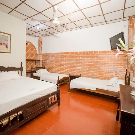 Hotel San Andres Ubicados En El Centro Historico Mompos