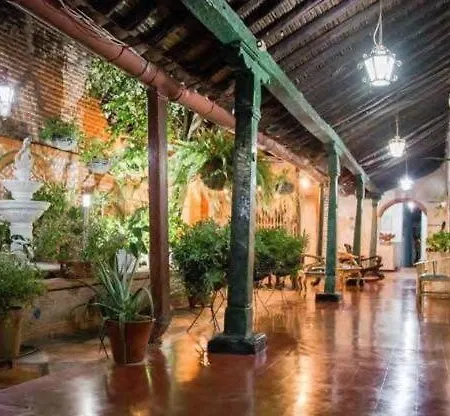 San Andres Ubicados En El Centro Historico Hotel Mompos